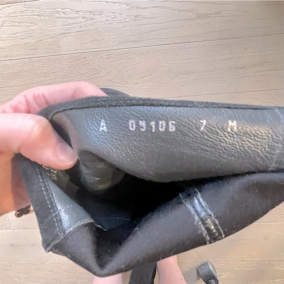 ❌Item Sold ❌ Stuart Weitzman Black Suede 5050 Reserve over the knee boots - Picture 2 of 6